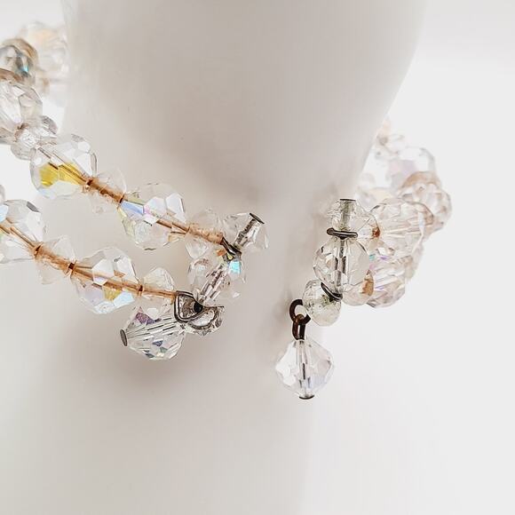 Vintage 1950s Clear Aurora Borealis Crystal Bracelet – Two Strand Memory Wire - Picture 4 of 9